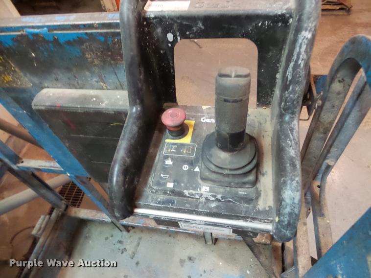 image for item DA4836 Genie GS-2646 scissor lift