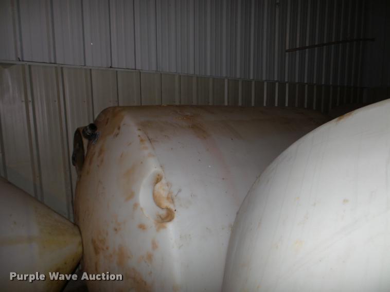 image for item DA4857 (2) poly vertical cone tanks