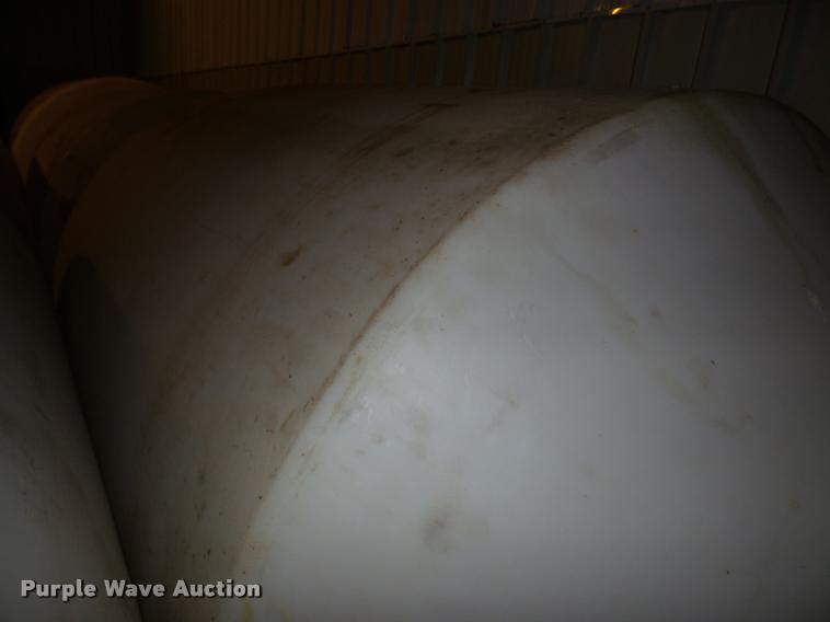 image for item DA4857 (2) poly vertical cone tanks