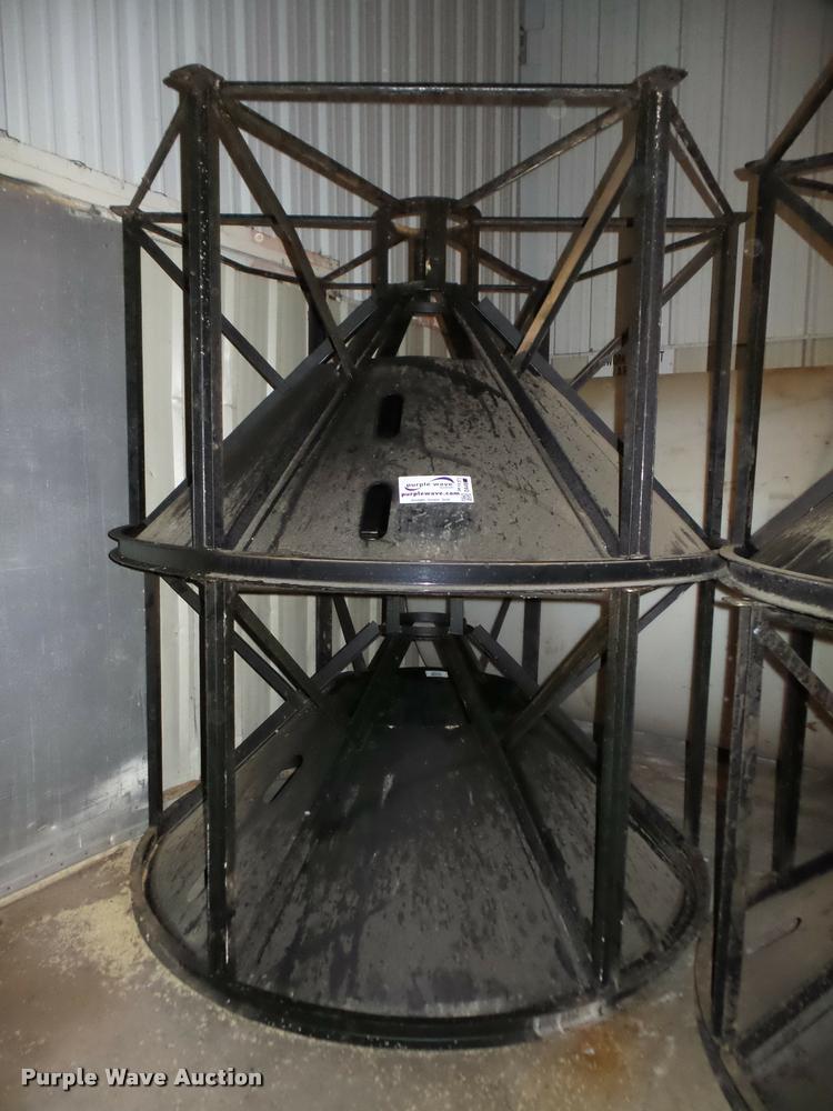 image for item DA4857 (2) poly vertical cone tanks