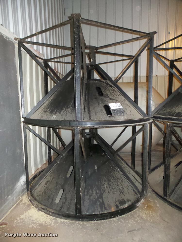 image for item DA4857 (2) poly vertical cone tanks