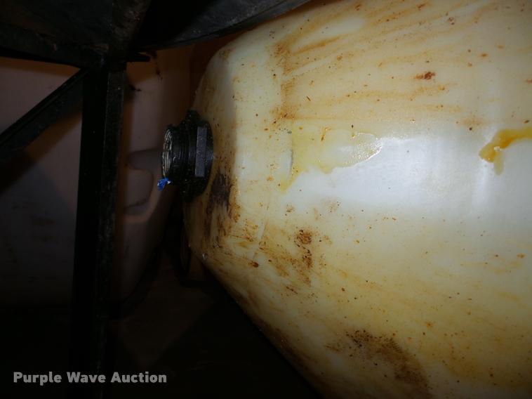 image for item DA4858 (2) poly vertical cone tanks