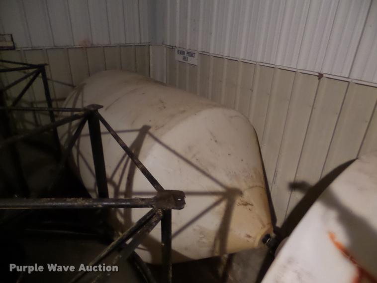 image for item DA4860 (2) poly vertical cone tanks