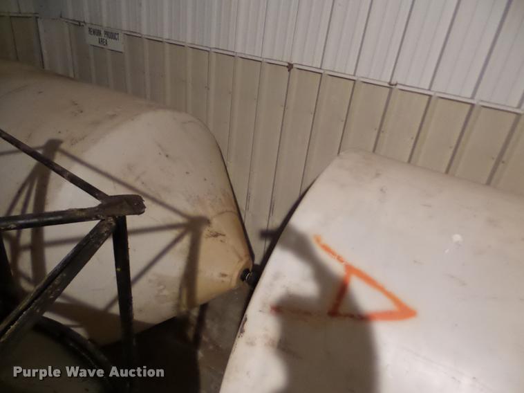 image for item DA4860 (2) poly vertical cone tanks