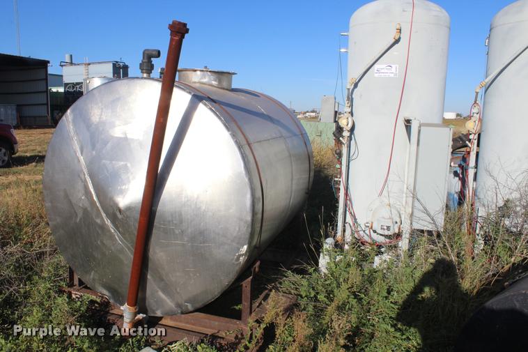 image for item DA4889 Shop built stainless steel tank