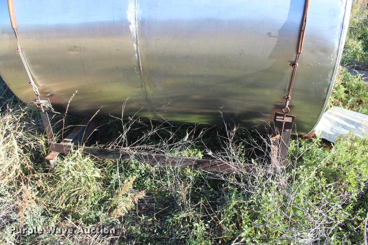 image for item DA4889 Shop built stainless steel tank