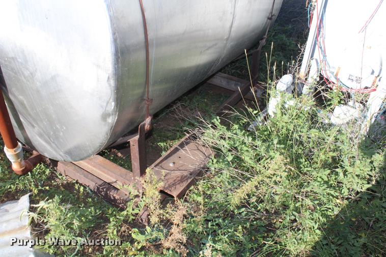 image for item DA4889 Shop built stainless steel tank