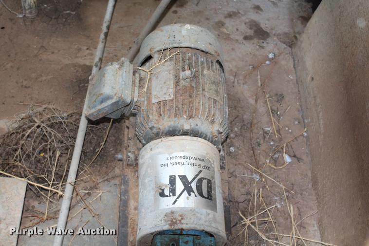 image for item DA4903 (3) tanks