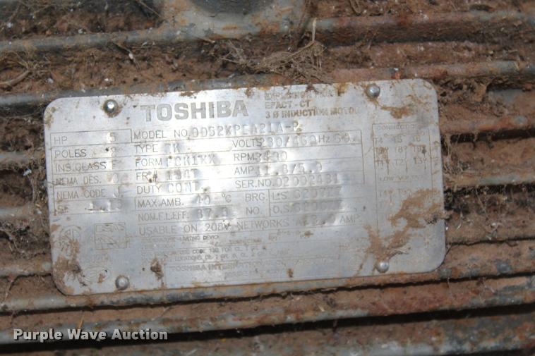 image for item DA4903 (3) tanks