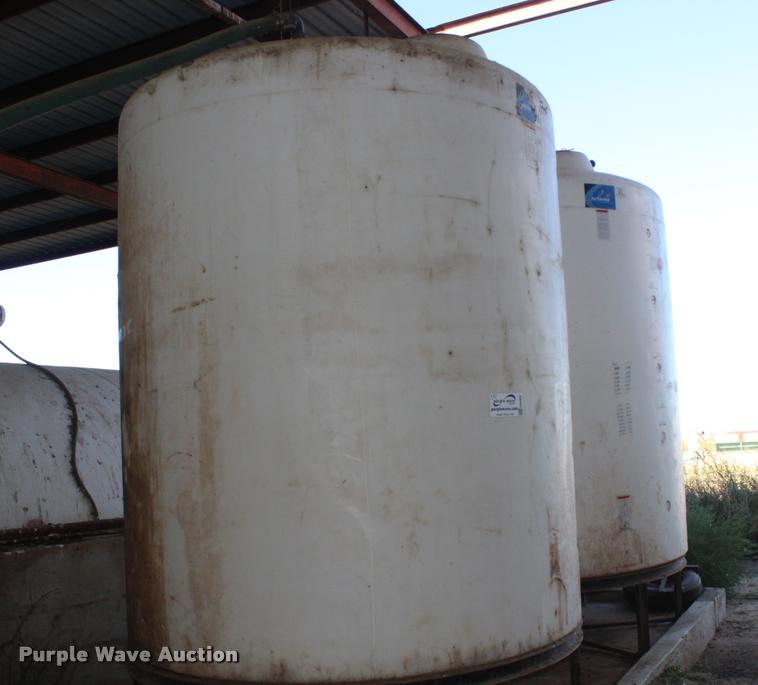 image for item DA4903 (3) tanks