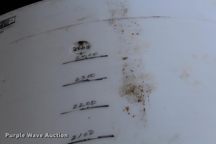 image for item DA4903 (3) tanks