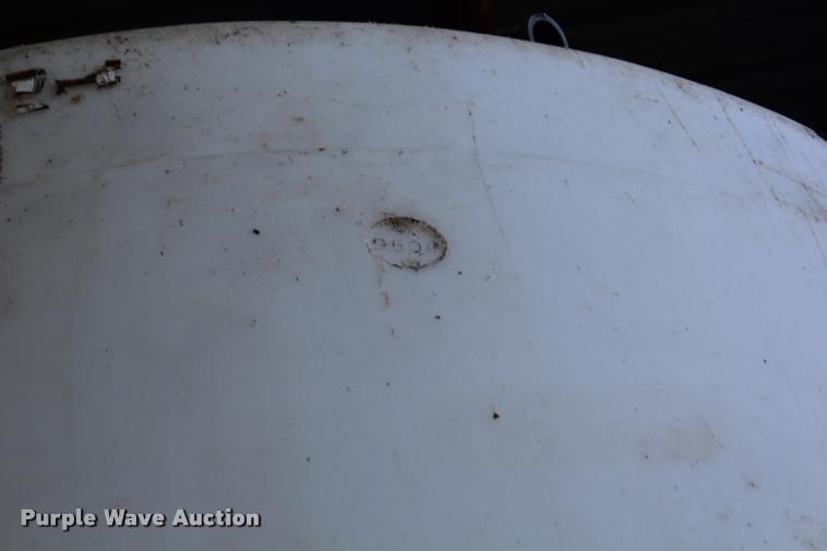 image for item DA4903 (3) tanks