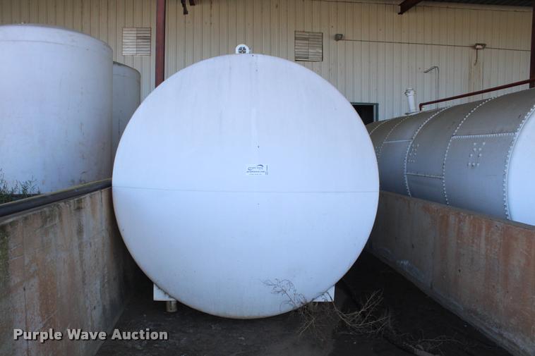 image for item DA4904 Horizontal steel tank