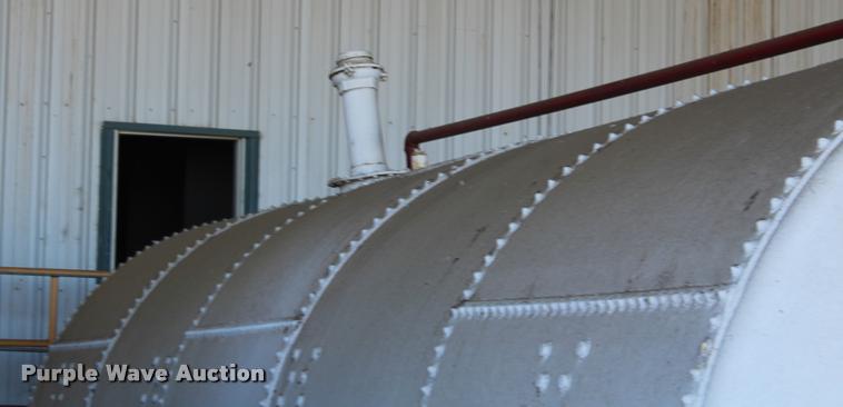 image for item DA4905 Horizontal steel tank