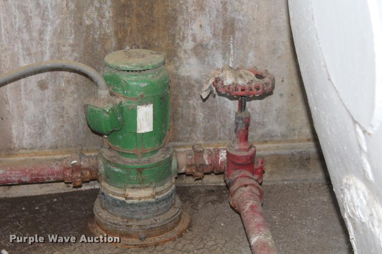 image for item DA4905 Horizontal steel tank