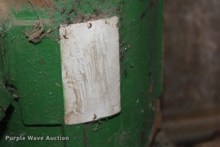 image for item DA4905 Horizontal steel tank