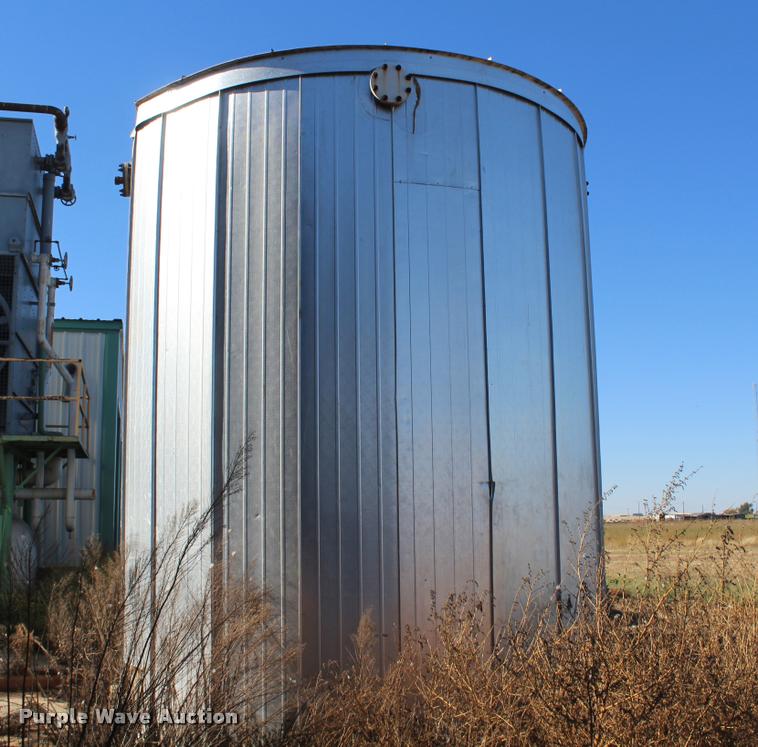 image for item DA4907 2006 Crall-Products insulated tank