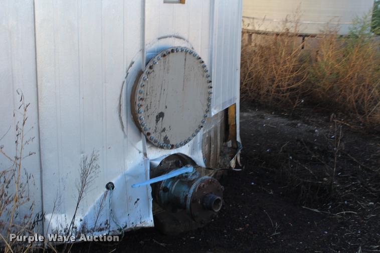 image for item DA4907 2006 Crall-Products insulated tank