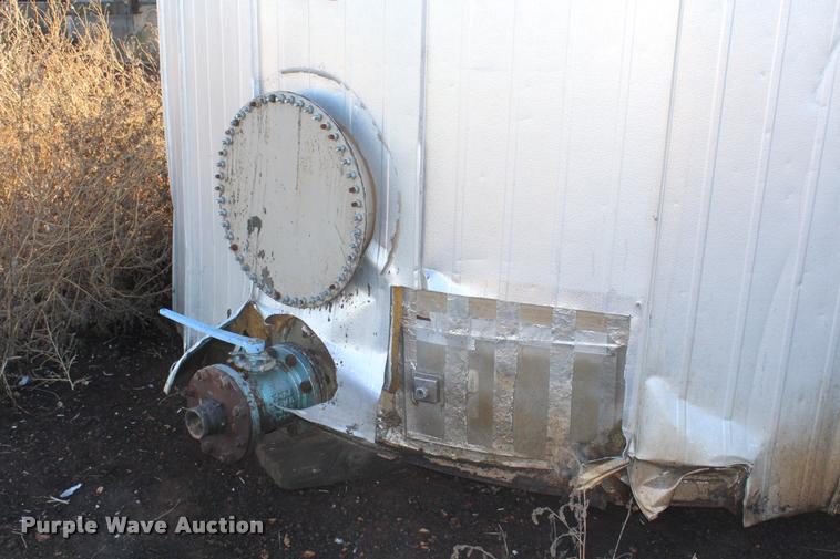 image for item DA4907 2006 Crall-Products insulated tank