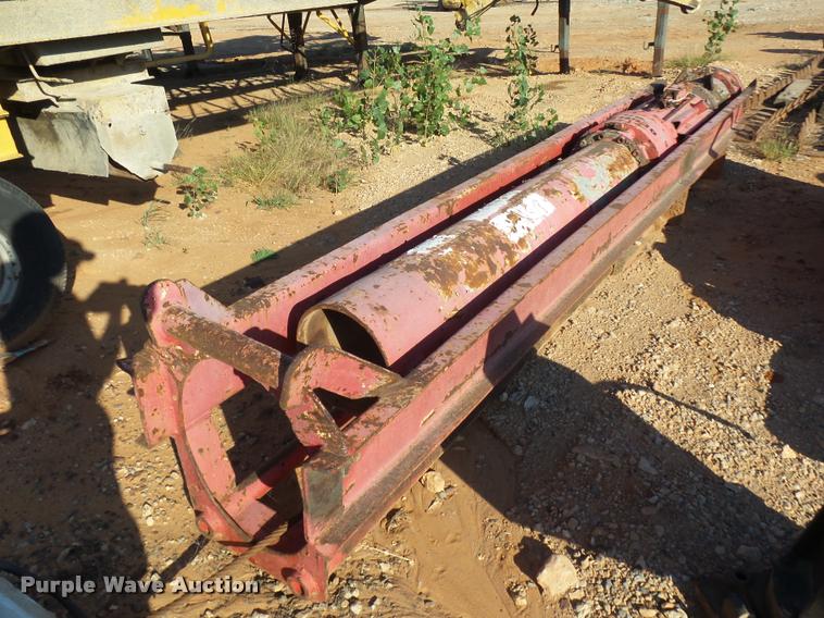 image for item BU9813 Delmag D12-42 diesel pile hammer
