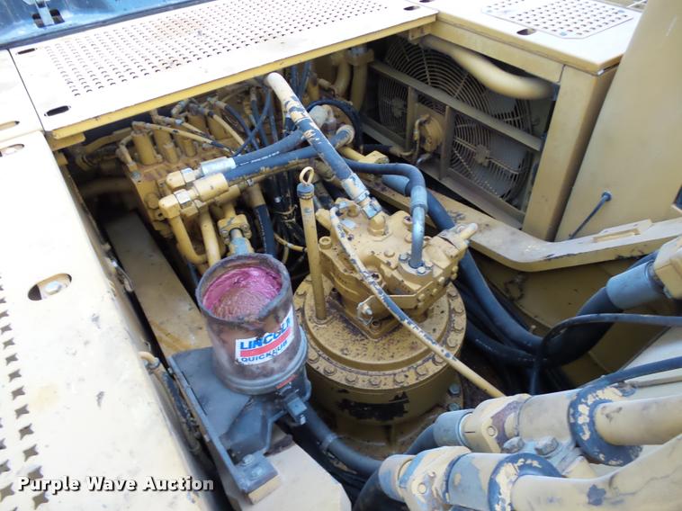 image for item DA4259 2005 Caterpillar 330C L excavator