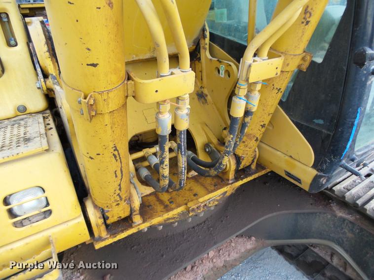image for item DA4259 2005 Caterpillar 330C L excavator