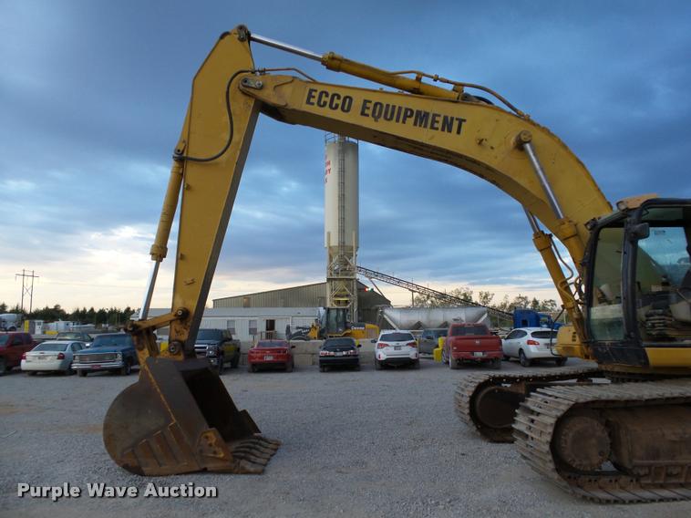 image for item DA4259 2005 Caterpillar 330C L excavator