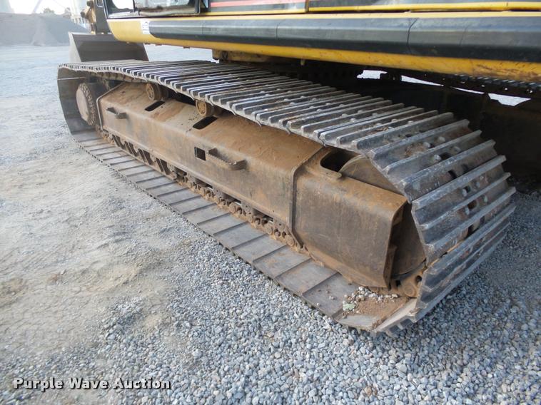 image for item DA4259 2005 Caterpillar 330C L excavator