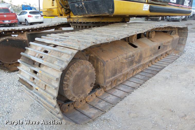 image for item DA4259 2005 Caterpillar 330C L excavator