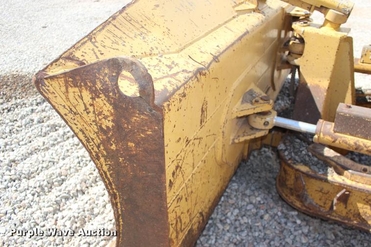 image for item DB0000 2003 Caterpillar D5G XL dozer