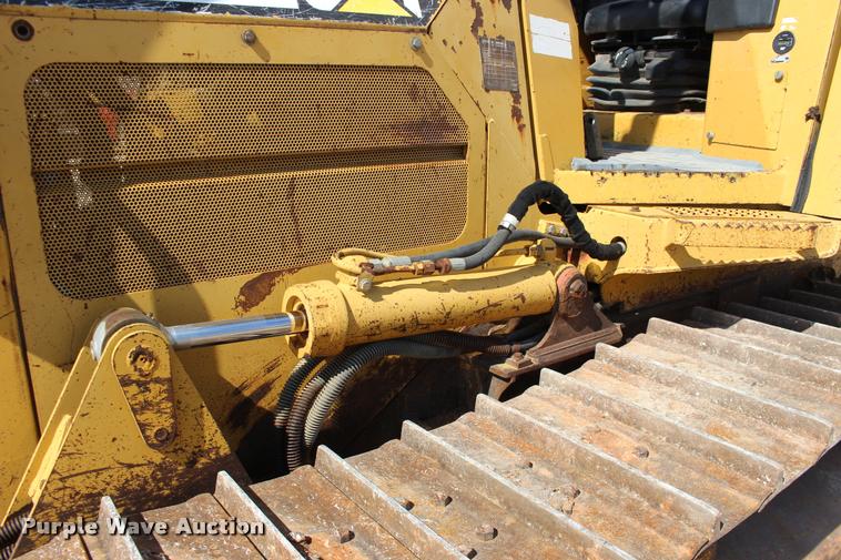 image for item DB0000 2003 Caterpillar D5G XL dozer
