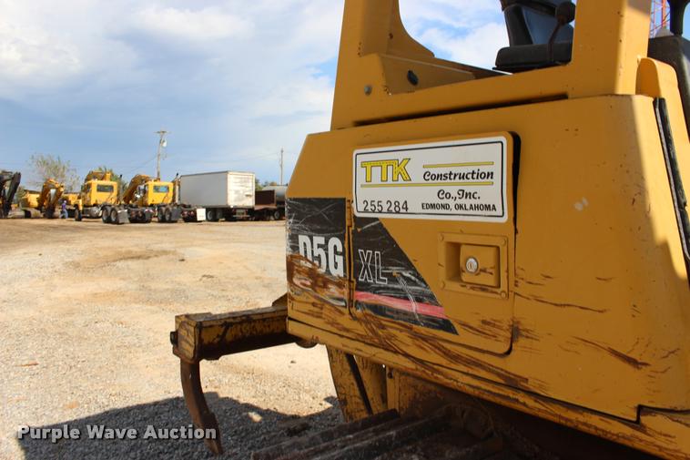 image for item DB0000 2003 Caterpillar D5G XL dozer