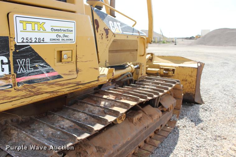 image for item DB0000 2003 Caterpillar D5G XL dozer