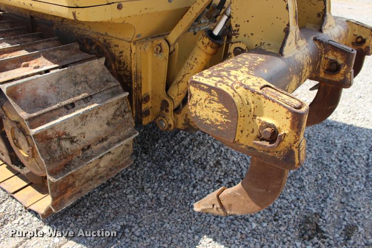 image for item DB0000 2003 Caterpillar D5G XL dozer