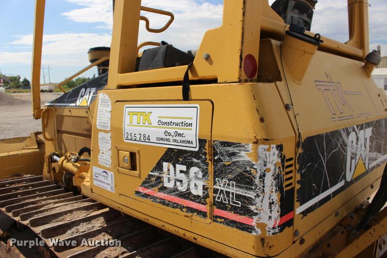 image for item DB0000 2003 Caterpillar D5G XL dozer