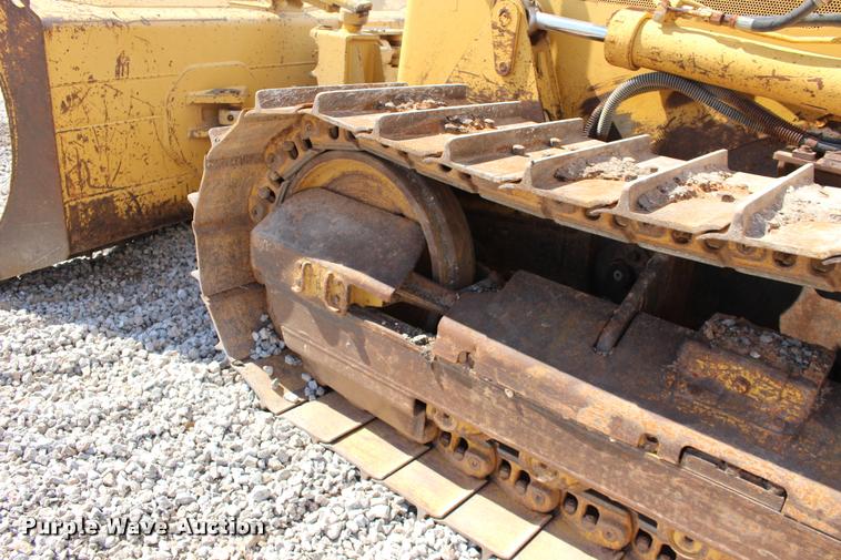 image for item DB0000 2003 Caterpillar D5G XL dozer