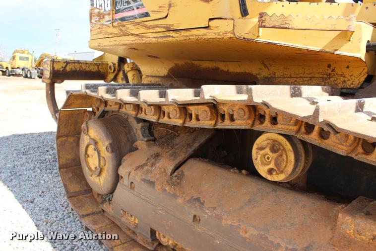 image for item DB0000 2003 Caterpillar D5G XL dozer