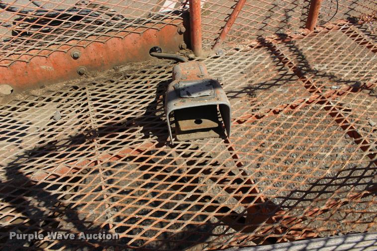 image for item DB0001 1999 JLG 40H boom lift