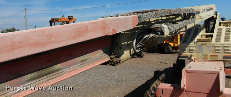 image for item DB0001 1999 JLG 40H boom lift