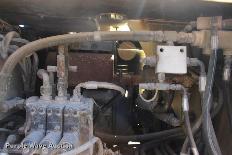 image for item DB0001 1999 JLG 40H boom lift