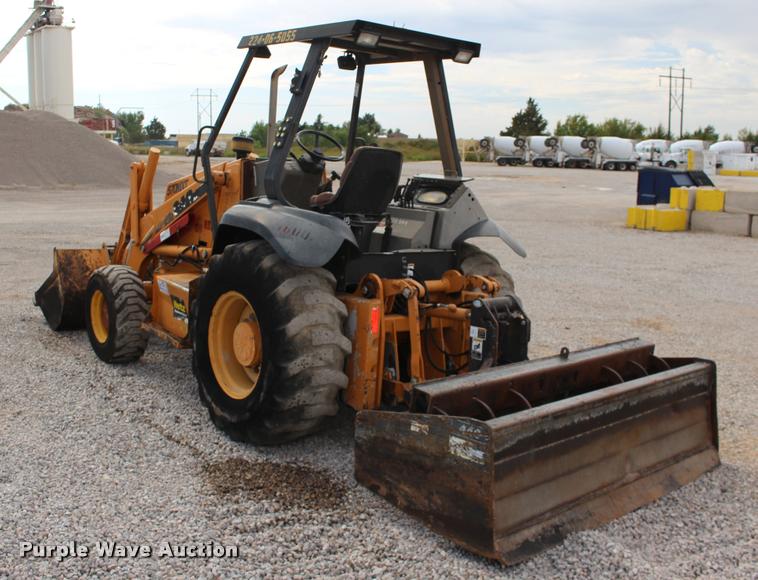 image for item DB0002 2005 Case 570M XT landscape tractor