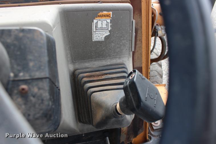 image for item DB0002 2005 Case 570M XT landscape tractor