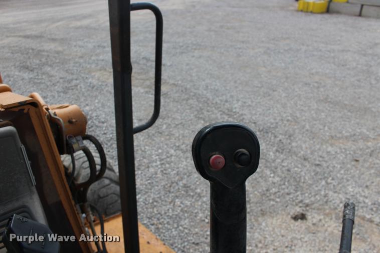 image for item DB0002 2005 Case 570M XT landscape tractor