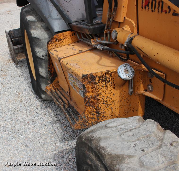 image for item DB0002 2005 Case 570M XT landscape tractor