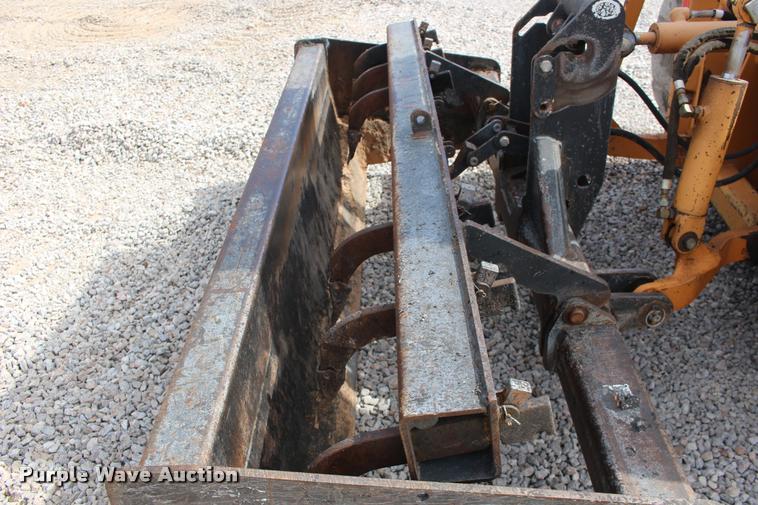 image for item DB0002 2005 Case 570M XT landscape tractor