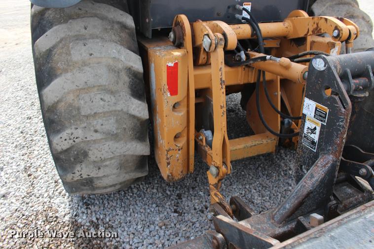 image for item DB0002 2005 Case 570M XT landscape tractor