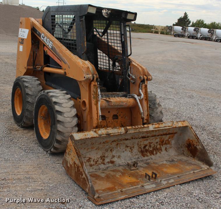 image for item DB0003 2006 Case 430 skid steer