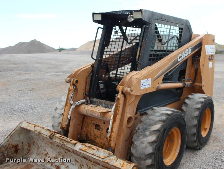 image for item DB0003 2006 Case 430 skid steer