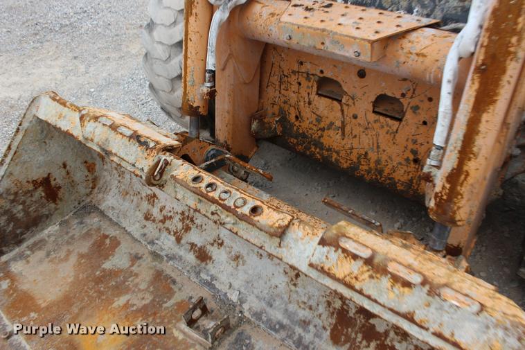 image for item DB0003 2006 Case 430 skid steer
