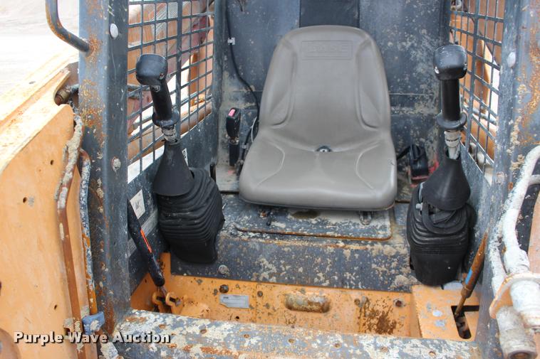 image for item DB0003 2006 Case 430 skid steer